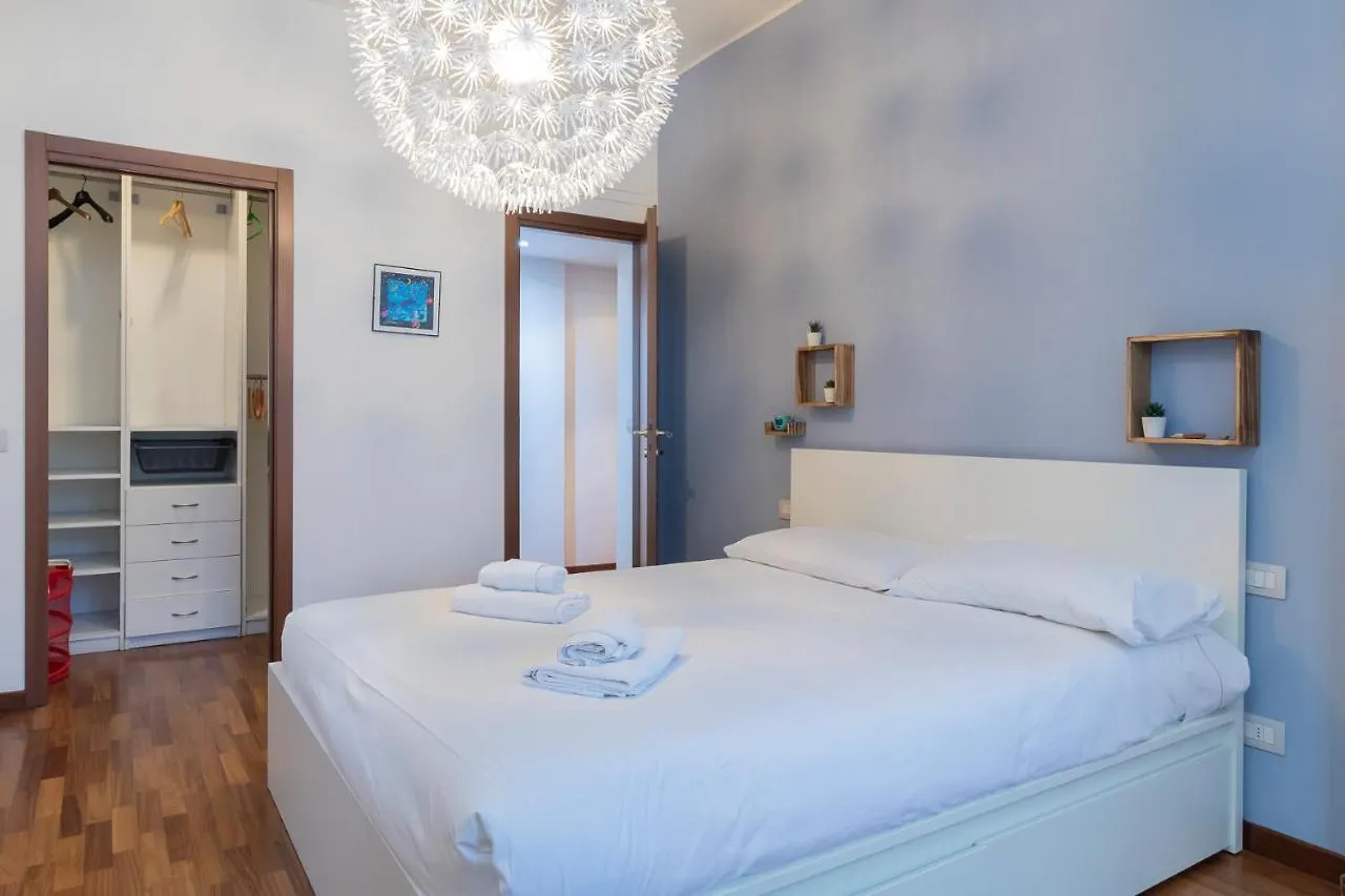 New Apartment Lomellina 34 Milan 0*,  Italy
